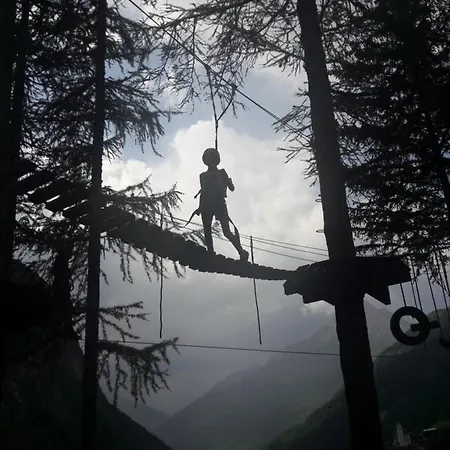 Zirbenchalet Grossglockner בקתה *