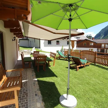 Zirbenchalet Grossglockner * היליגנבלוט